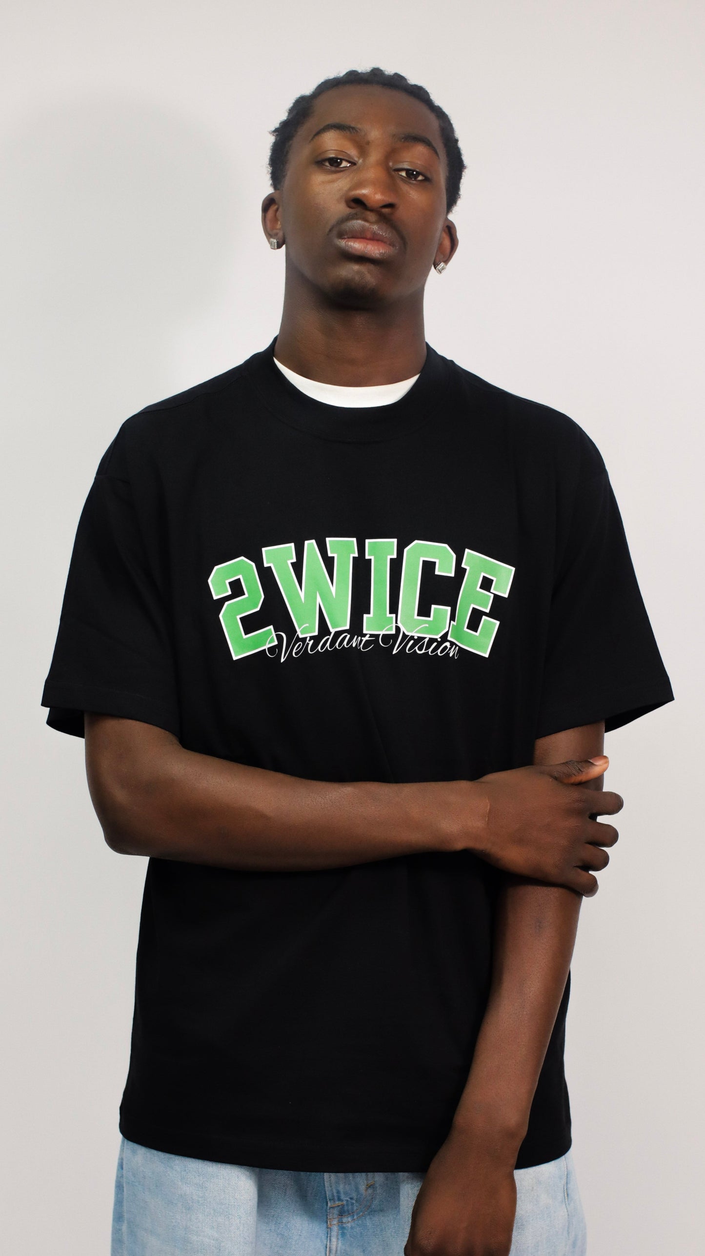 VERDANT VISION T-SHIRT ZWART